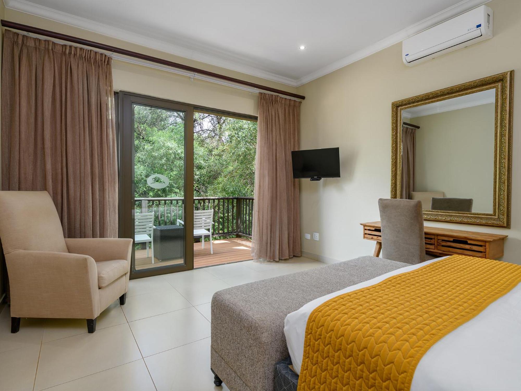 Monomotapa Village @ Legend Golf And Safari Resort Golders Green エクステリア 写真