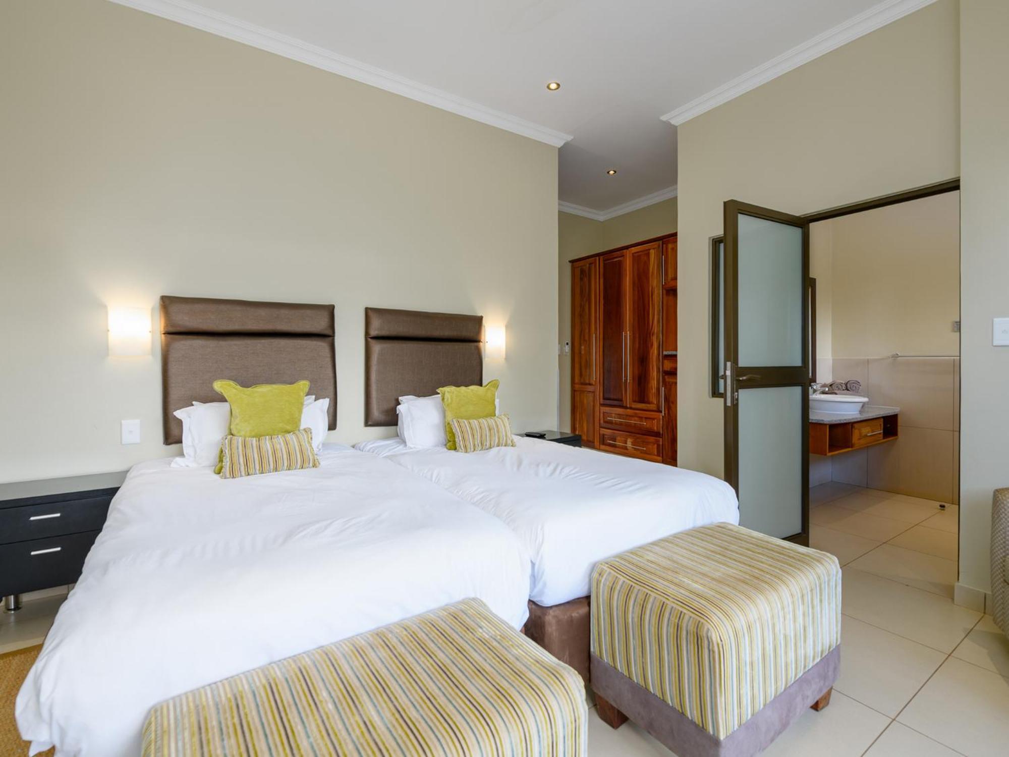 Monomotapa Village @ Legend Golf And Safari Resort Golders Green エクステリア 写真